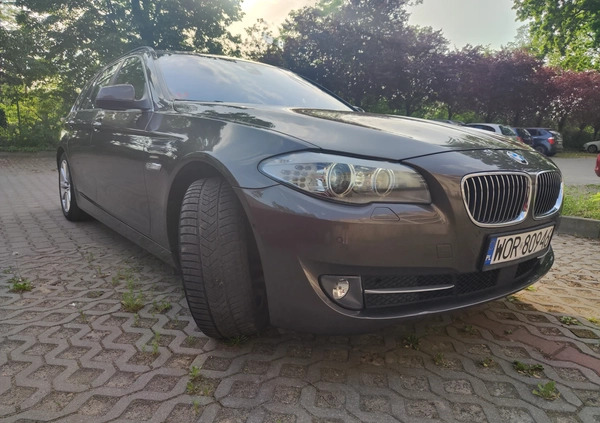 BMW Seria 5 cena 59900 przebieg: 216000, rok produkcji 2012 z Warszawa małe 497